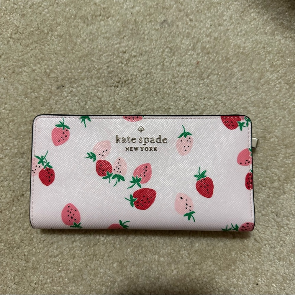 KATE SPADE BIFOLD WALLET